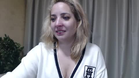 Mari online show from February 2026 02:59:02 AM