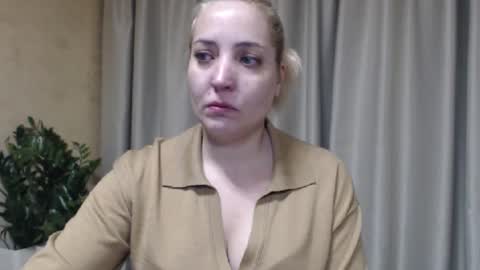 Mari online show from February 2026 05:42:02 PM