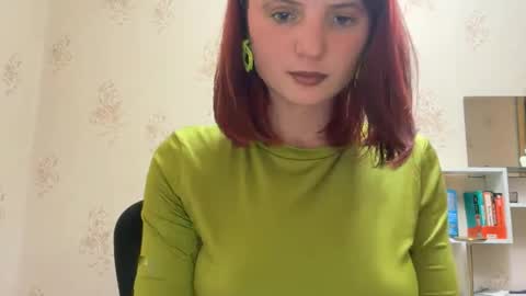 Oktavia7777 online show from April 2026 05:59:01 PM