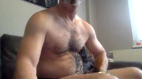 oktobus74 online show from July 2026 12:52:02 PM