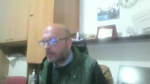 Snapshot of olak21 chatting on November 2025 03:43:02 PM olak21 online show from November 2025 03:43:02 PM