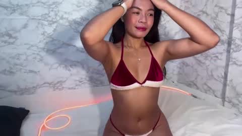 Snapshot of olala_baby_girl chatting on December 2024 09:31:01 AM olala baby girl online show from December 2024 09:31:01 AM