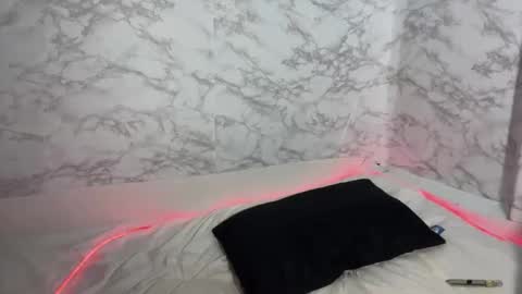 Snapshot of olala_baby_girl chatting on January 2025 08:37:02 PM olala baby girl online show from January 2025 08:37:02 PM