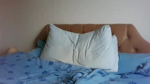 old_fkr online show from January 2025 01:38:01 PM