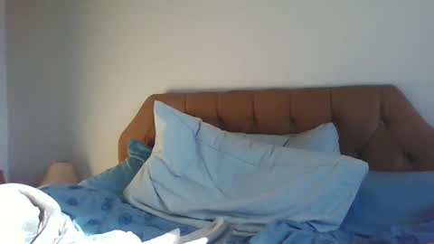 old_fkr online show from February 2025 01:47:02 PM