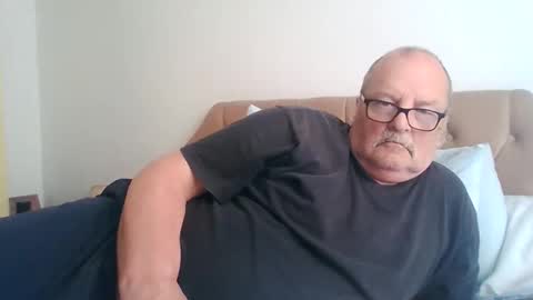 old_fkr online show from September 2025 03:00:02 PM