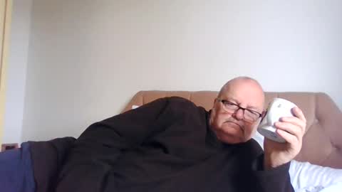 Snapshot of old_fkrr_ chatting on June 2026 10:03:02 AM old_fkrr_ online show from June 2026 10:03:02 AM