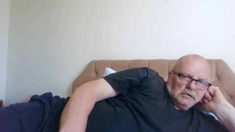 Snapshot of old_fkrr_ chatting on July 2026 09:57:01 AM old_fkrr_ online show from July 2026 09:57:01 AM