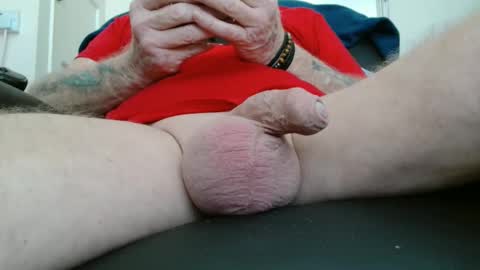 Snapshot of oldboy2025 chatting on March 2026 11:10:01 AM oldboy2025 online show from March 2026 11:10:01 AM