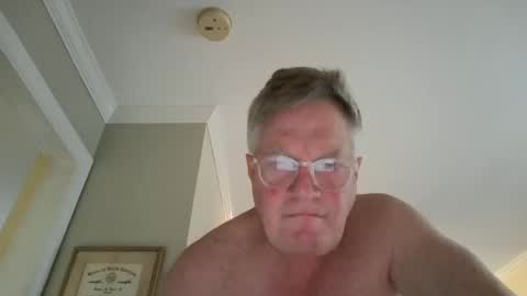 Snapshot of olderbutgooder chatting on November 2025 01:33:02 PM olderbutgooder online show from November 2025 01:33:02 PM