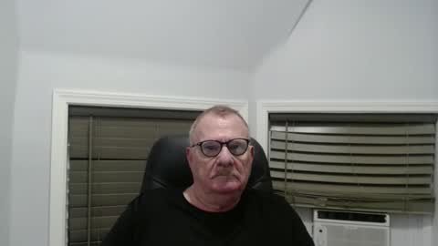 oldguybigd online show from September 2025 04:36:02 AM