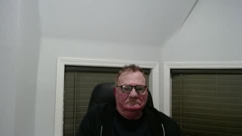 oldguybigd online show from February 2026 04:57:01 AM