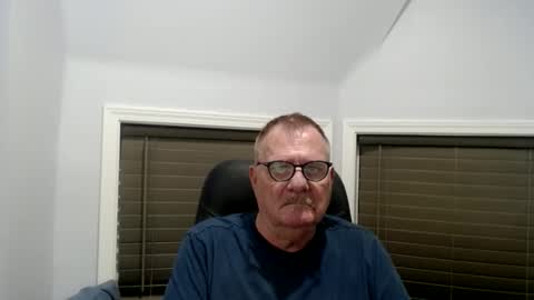 oldguybigd online show from May 2026 05:23:01 AM