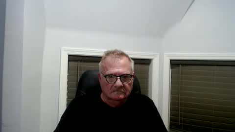 Snapshot of oldguybigd chatting on June 2026 04:13:02 AM oldguybigd online show from June 2026 04:13:02 AM