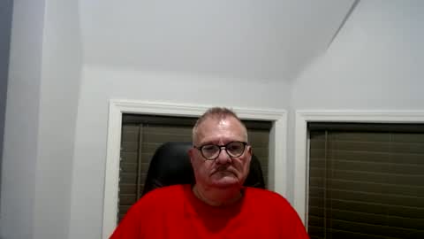Snapshot of oldguybigd chatting on June 2026 04:14:02 AM oldguybigd online show from June 2026 04:14:02 AM