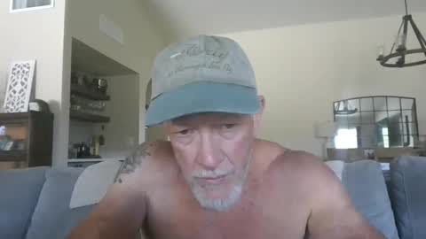oldmanmeataz online show from April 2026 09:43:02 PM