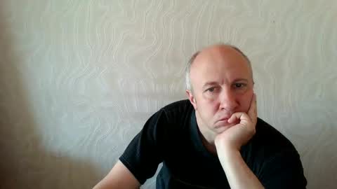 figaro online show from October 2025 07:39:01 AM