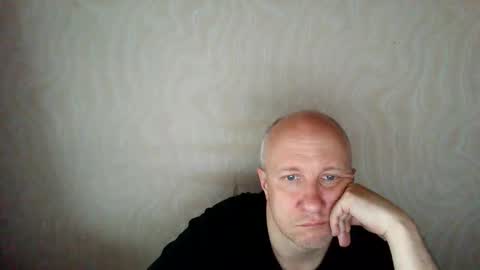figaro online show from May 2026 06:44:02 AM