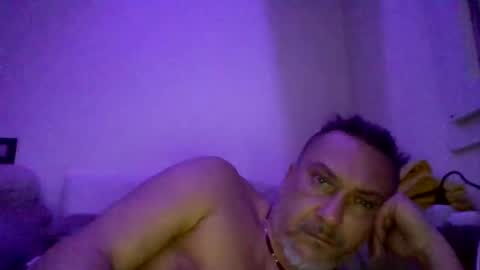 Snapshot of olimpio1230 chatting on January 2025 09:10:01 PM olimpio1230 online show from January 2025 09:10:01 PM