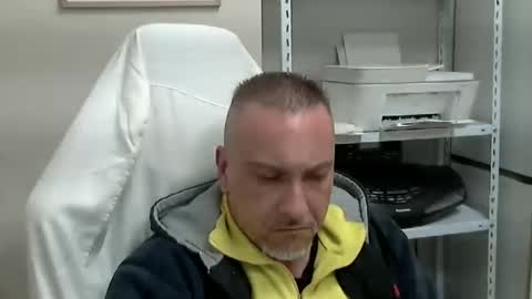 Snapshot of olimpio1230 chatting on March 2025 09:51:02 PM olimpio1230 online show from March 2025 09:51:02 PM