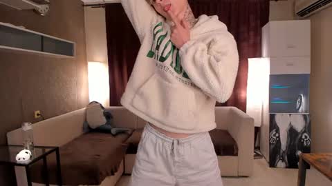 Oli online show from June 2026 06:09:02 PM