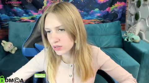 Olisa fox online show from October 2025 07:25:01 PM