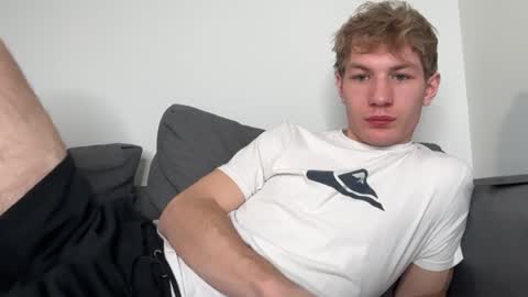 Oliver Beck online show from February 2025 02:03:02 AM