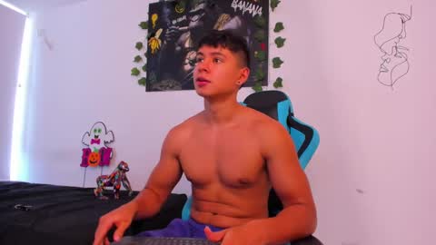 Oliver bray online show from January 2025 04:16:02 PM