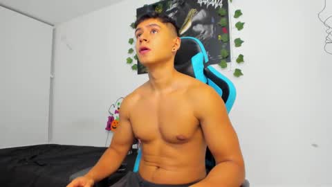 Oliver bray online show from January 2025 02:50:02 AM