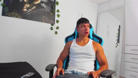 Oliver bray online show from March 2025 04:42:02 PM