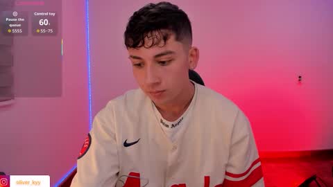 oliveeer online show from February 2026 12:40:01 AM