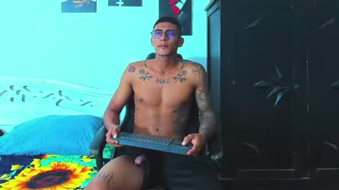 Snapshot of oliver_smith_2 chatting on June 2026 07:18:02 PM oliver_smith_2 online show from June 2026 07:18:02 PM