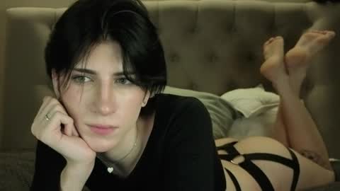 oliver online show from April 2026 05:00:01 PM