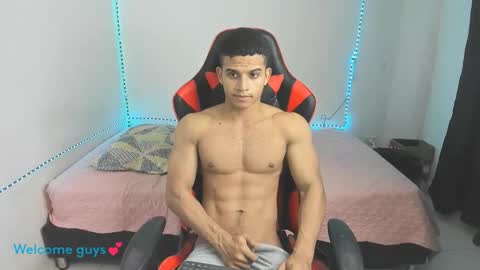 oliver thompsson online show from December 2025 09:54:01 PM