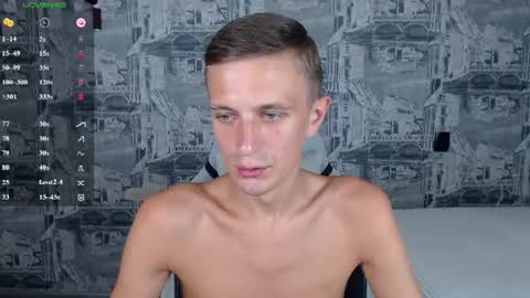 Snapshot of oliverfresh chatting on July 2026 09:44:01 AM Oliver online show from July 2026 09:44:01 AM