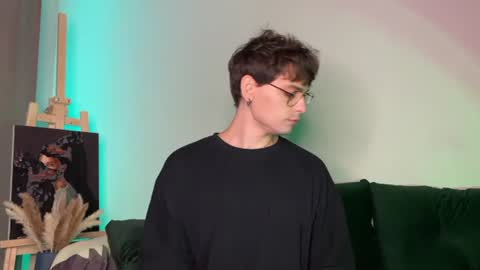 oliverlawrence online show from June 2026 08:33:02 PM