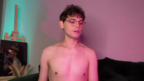 oliverlawrence online show from July 2026 12:36:01 AM