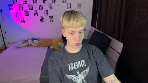 oliver online show from January 2026 10:53:01 AM