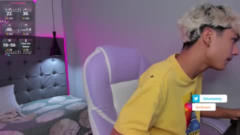 Oliver online show from November 2025 02:44:01 AM