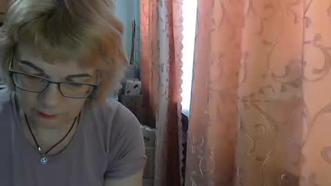 Olivia Mia online show from May 2026 08:12:02 AM
