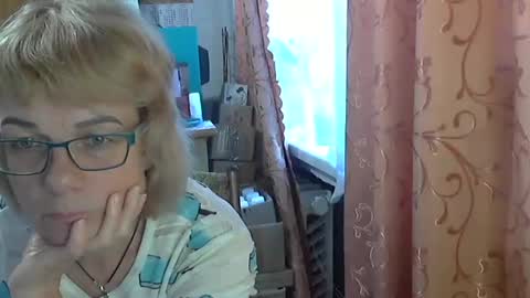 Olivia Mia online show from June 2026 05:20:01 AM