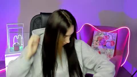 Snapshot of olivia_norton_ chatting on October 2025 12:13:02 PM olivia_norton_ online show from October 2025 12:13:02 PM