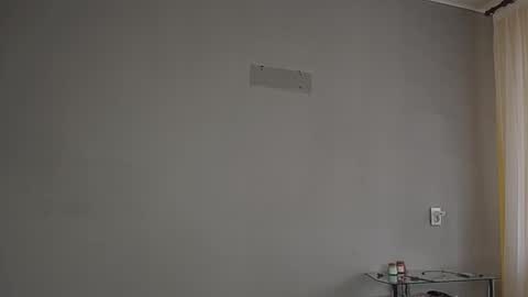 Olivia online show from April 2026 09:42:02 AM