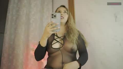  Olivia Velvett  conexion 05 00 pm to 1115 pm colombia online show from March 2026 11:21:01 PM