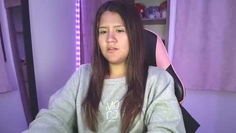 Olivia online show from October 2025 12:42:01 AM