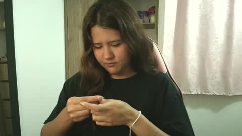 Olivia online show from October 2025 12:30:02 PM