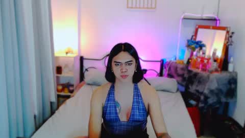 olivia_xxo online show from July 2026 04:39:33 PM