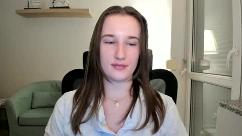 Snapshot of oliviaaa2003 chatting on December 2024 06:20:02 PM Oliwiaa2004 online show from December 2024 06:20:02 PM