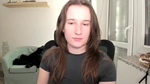 Snapshot of oliviaaa2003 chatting on February 2025 10:21:02 PM Oliwiaa2004 online show from February 2025 10:21:02 PM