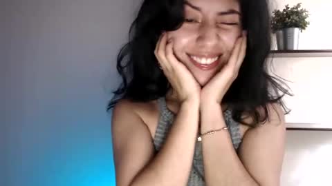 oliviaaa__ online show from October 2025 09:11:01 PM